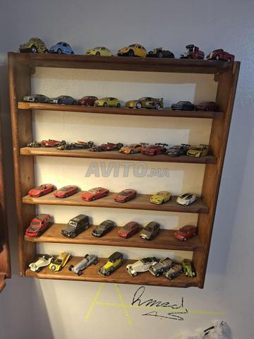 Voiture miniature . L'étagère - 2