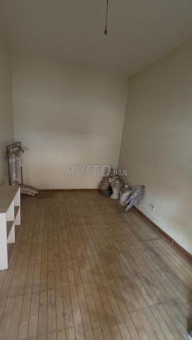 Magasin très bien situé à vendre - 2