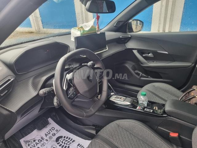Peugeot 2008 GT essence hybride - 2