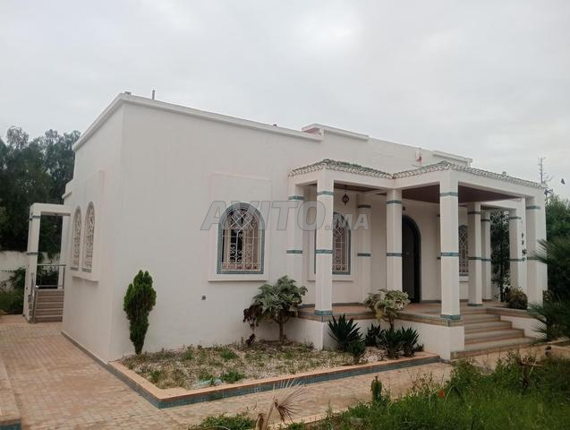 VILLA VIDE À LOUER POUR LONGUE DURÉE - 2