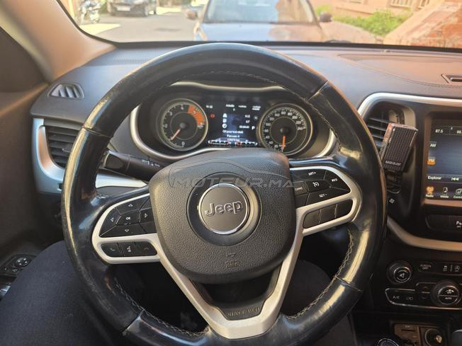voiture cherokee