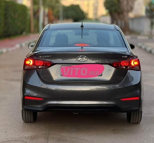 Hyundai accent 2012 - 2