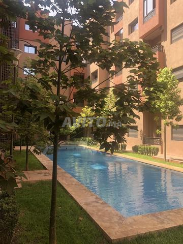 A vendre Appart 84 m² avec piscine 2km de gueliz