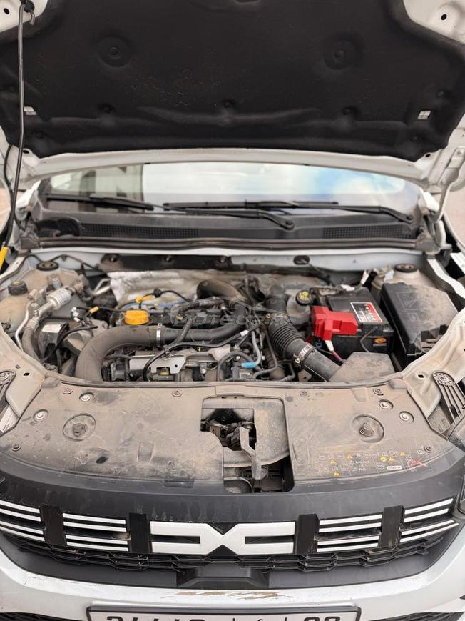 Dacia Logan Essence Manuelle 2024 à Kénitra
