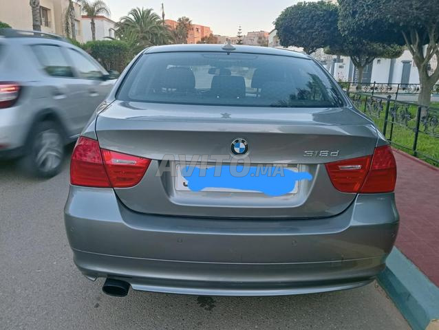 BMW Série 3 Diesel Manuelle 2011 à Casablanca - 2