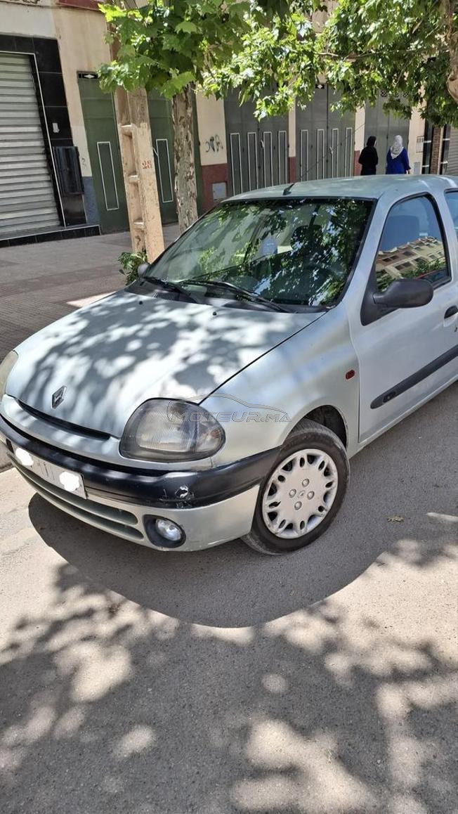 Renault Clio Diesel Manuelle 2000 à Meknès
