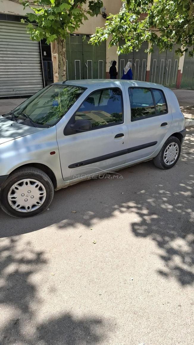 Renault Clio Diesel Manuelle 2000 à Meknès
