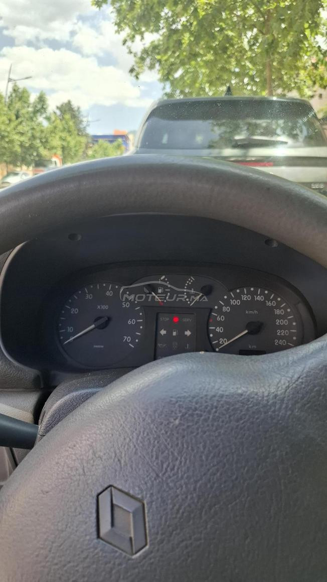 Renault Clio Diesel Manuelle 2000 à Meknès