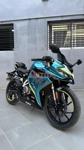 cfmoto 300 sr