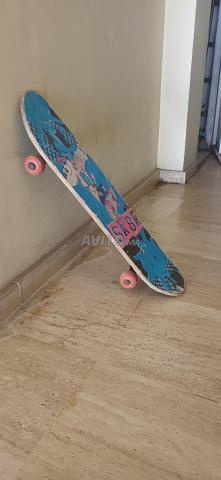 🛹 Skateboard d'occasion en bon état à vendre