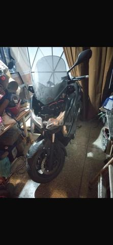 Xmax 400 بحالة ممتازة