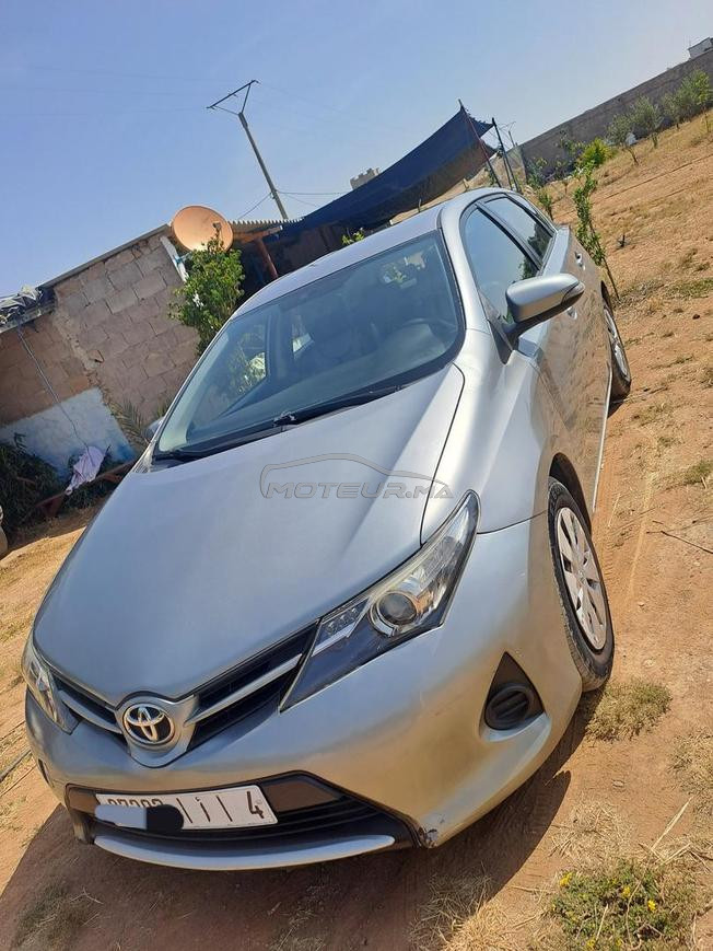 Toyota Auris Diesel en bonne état 