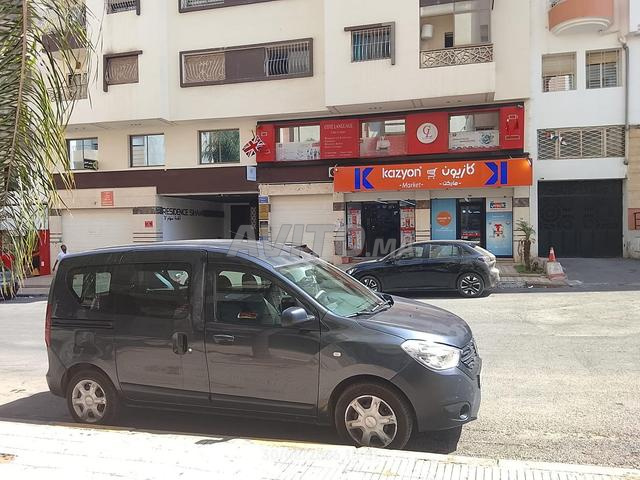 Local commercial composé de 2 garages - 2