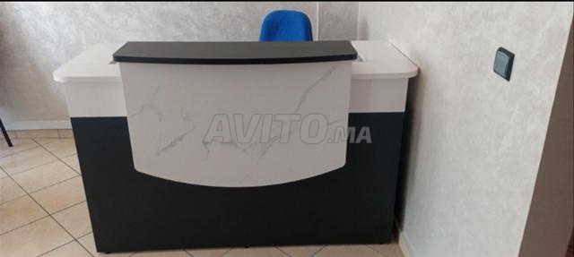 Bureau de réception - 2
