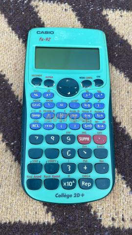 آلة حاسبة كاسيو fx-92 Collège 2D