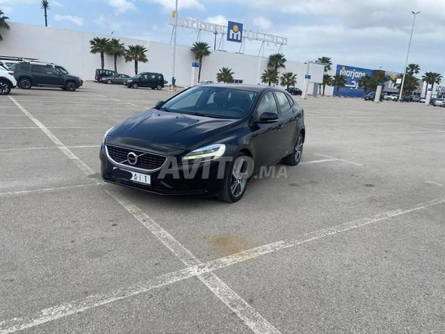 VOLVO V40 D2 BVA - 2