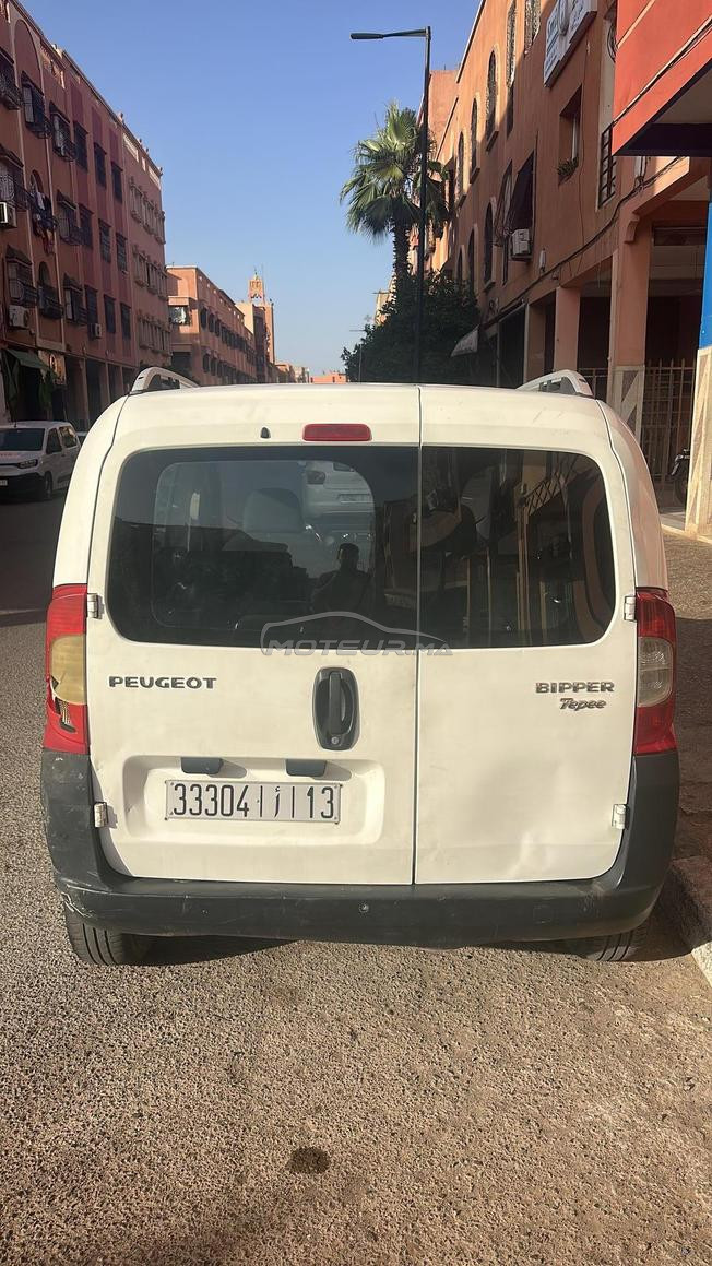 بيع سيارة لمن يهمه الأمر 