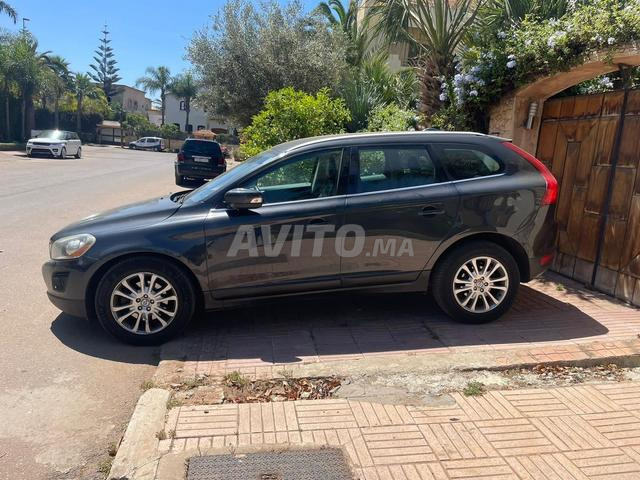 فولفو XC60 D5 2009 - 2