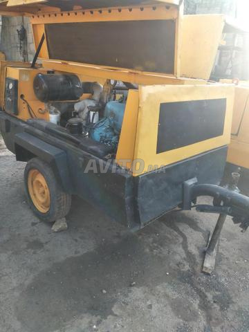 Compresseur Atlas Copco 3 cylindres