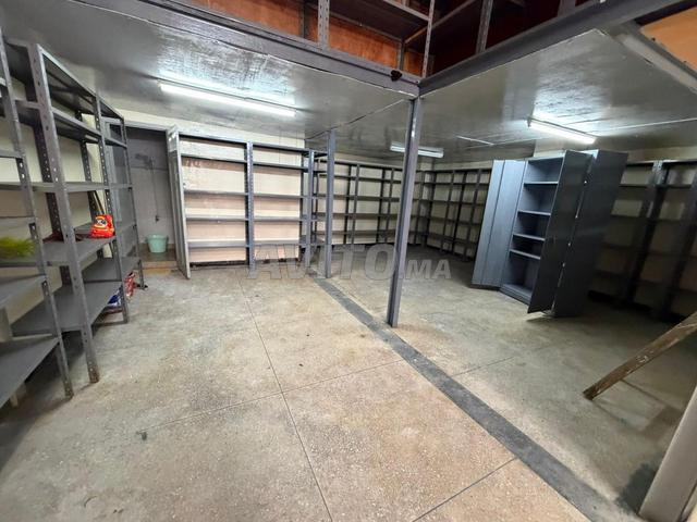 Magasin usage commercial belvédère casa - 2