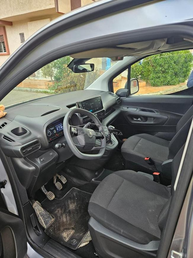 Citroën Berlingo Diesel Manuelle 2024 à Bouznika