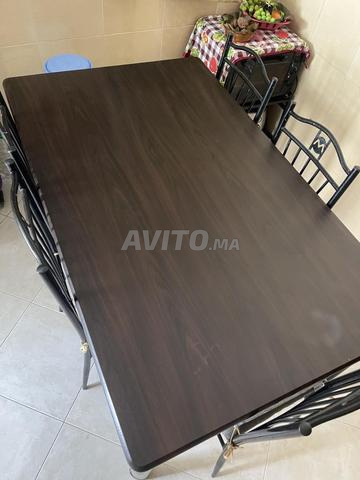 Table à manger - 2