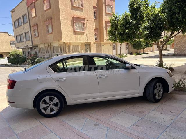 Skoda Octavia 2018 DSG - 2