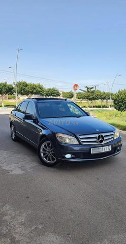 Mercedes Benz 220