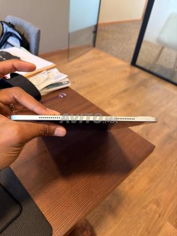 iPad Pro 12,9 (5ème génération) - M1 - 5G - 2