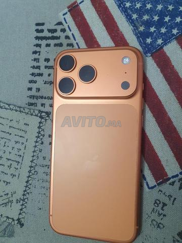 iPhone 17 esim
