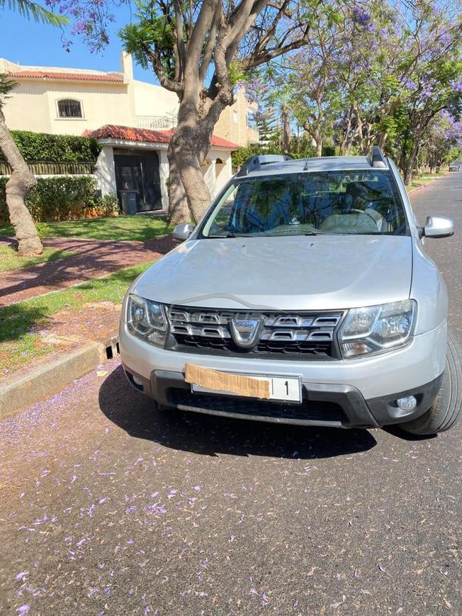 Dacia Duster Diesel Manuelle 2015 à Salé