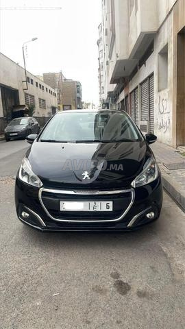 Peugeot 208 Diesel Manuelle 12/2019 à Casablanca