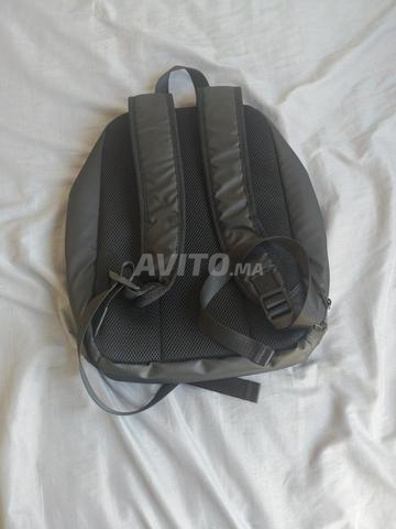 Cartable avec écran tout neuf jamais utilisé - 2