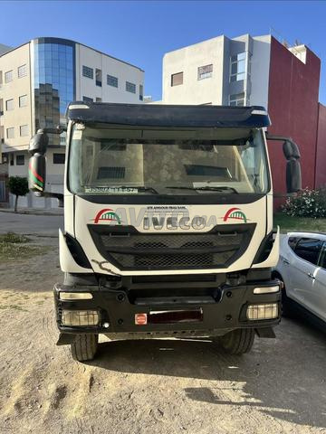 إيفيكو تراكير 450 8x4 للإيجار - 2
