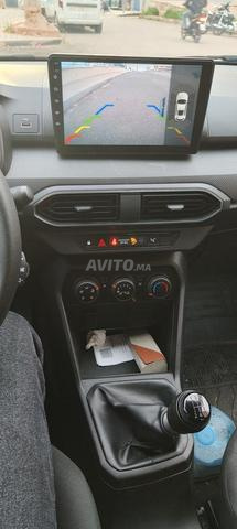 10/Dacia Logan modèle 2022