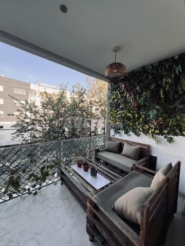 Studio meublé avec terrasse et dressing à 2 mars - 2
