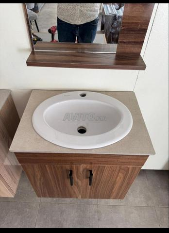 Le meuble avec le lavabo - 2