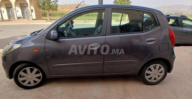 Hyundai i10 Essence Manuelle 2014 à Oujda - 2