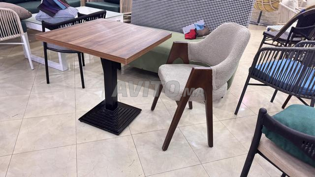 Chaise café restaurant 027
