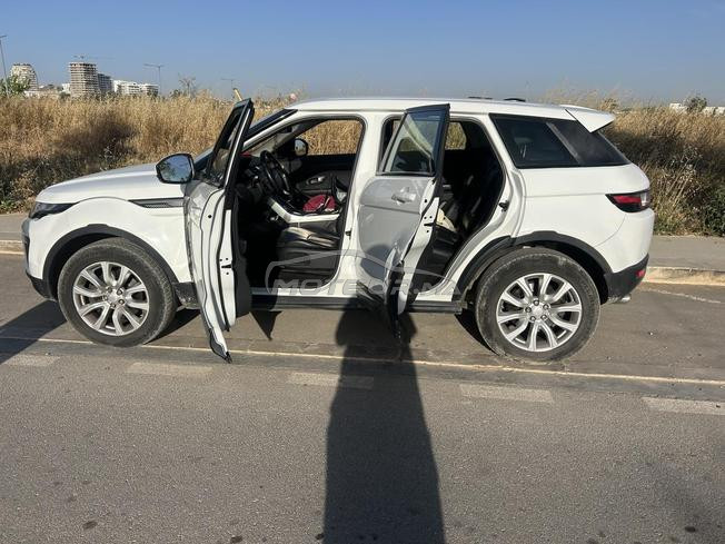 vente d’un 4*4 range Rover évoque 