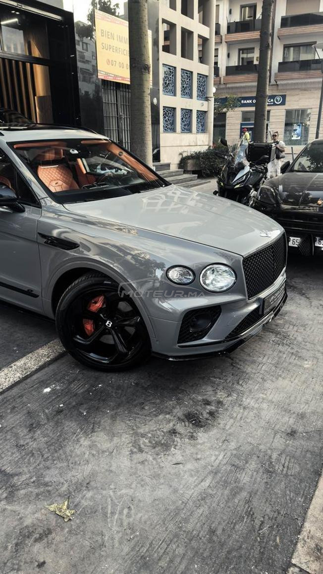 BENTAYGA S V8