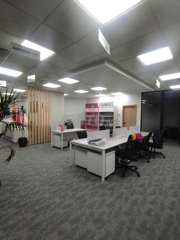 Bureau à louer Casablanca 71m² à 1000m²