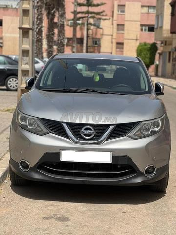 Nissan Qashqai Diesel Automatique 2015 à Salé - 2