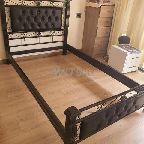 Lit (longueur 2 m - largeur 1.20 m) - 2