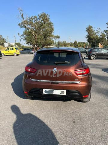 Clio à vendre - 2