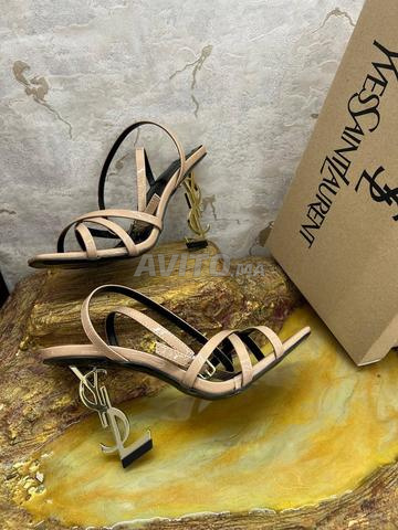 Sandale de Luxe Yves Saint Laurent Cuir YSL0322