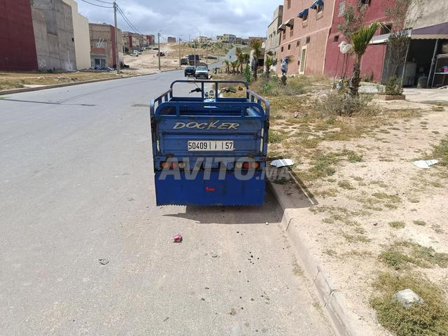 Moto Docker - 2