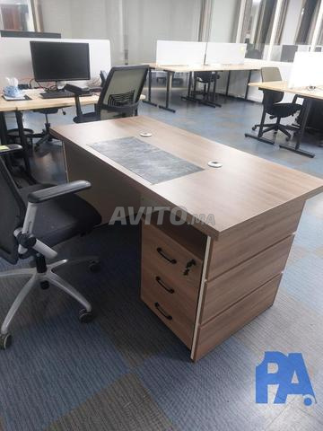 Bureau de direction 2m40 avec retour / table basse - 2
