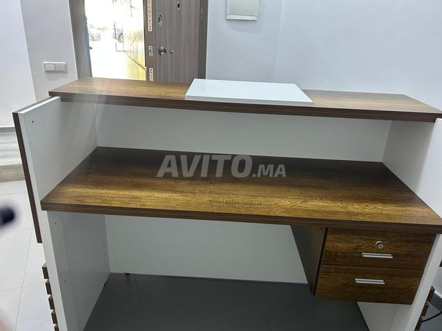 Réception de bureau - 2