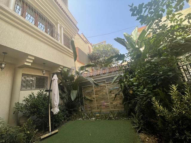 Maison à vendre 104 m² avec jardin et garage - 2